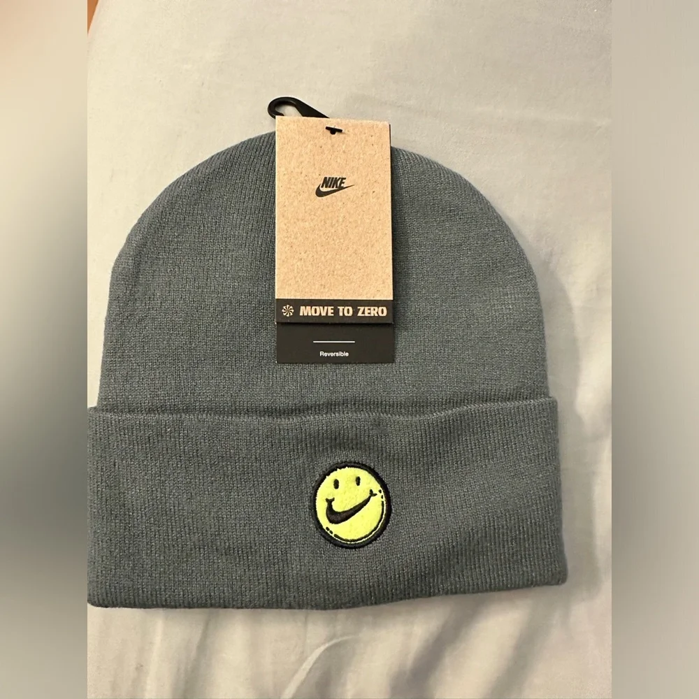Nike Boys Reversible Beanie in Black, Gray and Neon Yellow